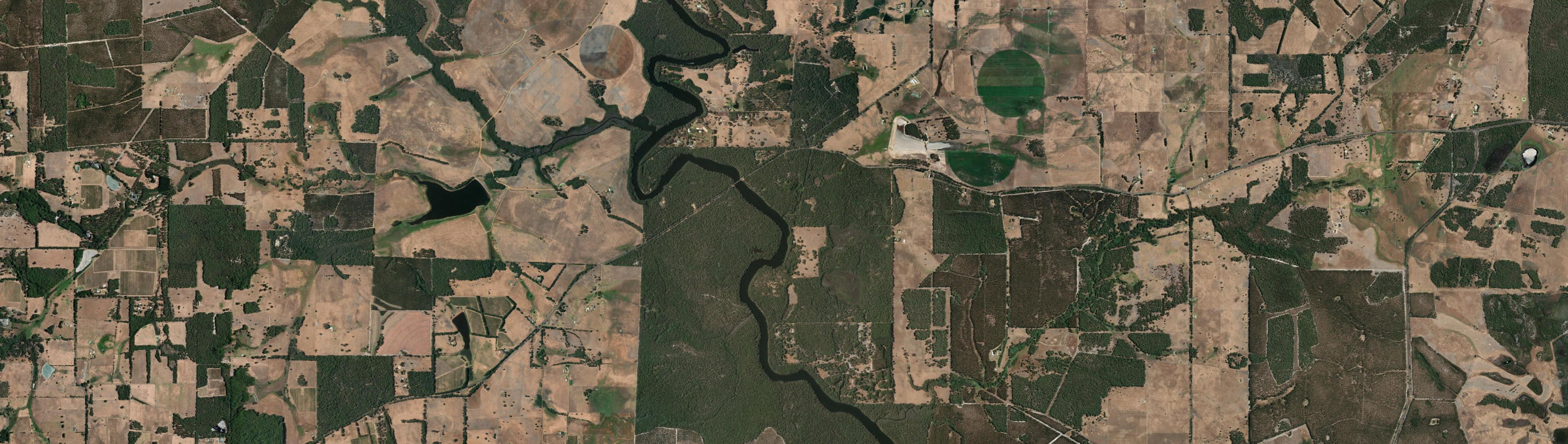 Aerial view of Alexandra Bridge, WA