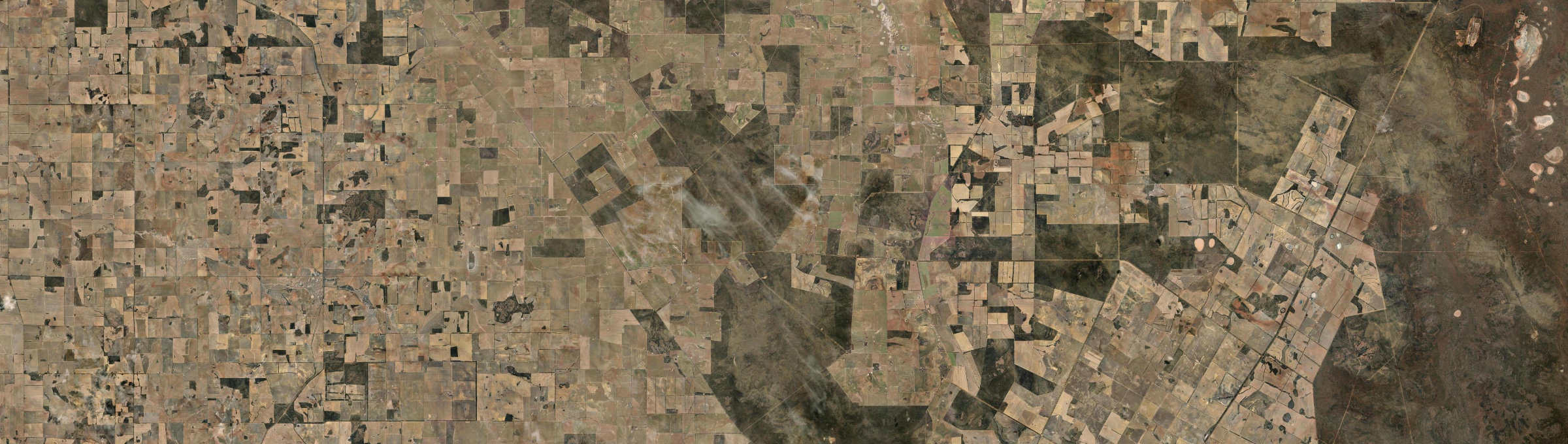 Aerial view of Mount Hampton, WA