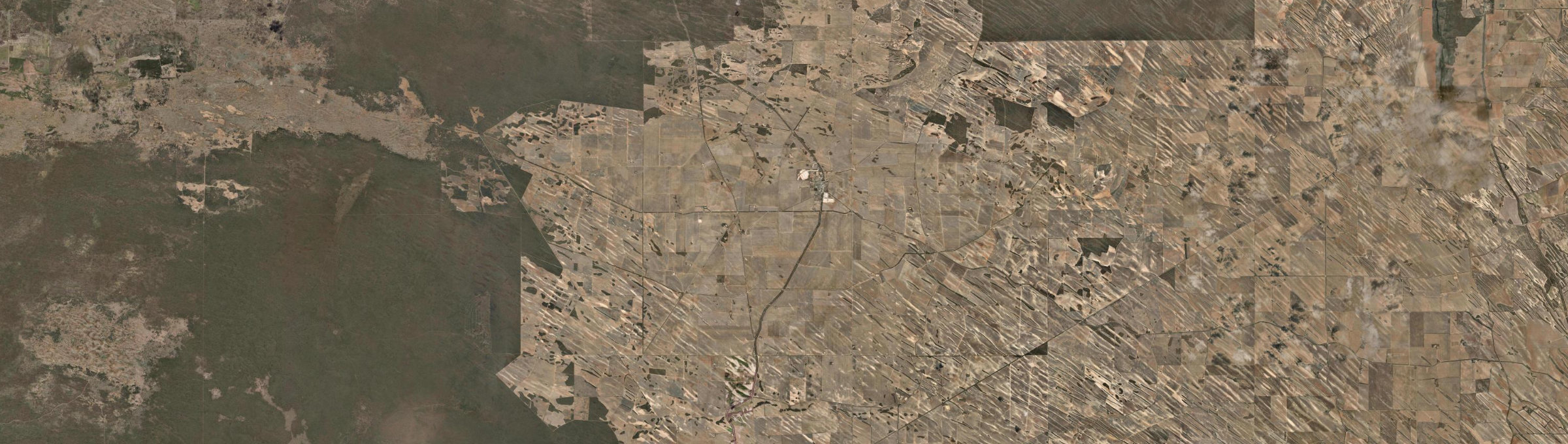 Aerial view of Lock, SA
