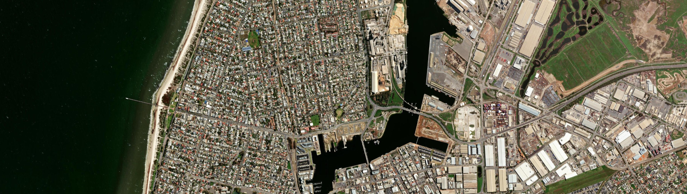Aerial view of Birkenhead, SA