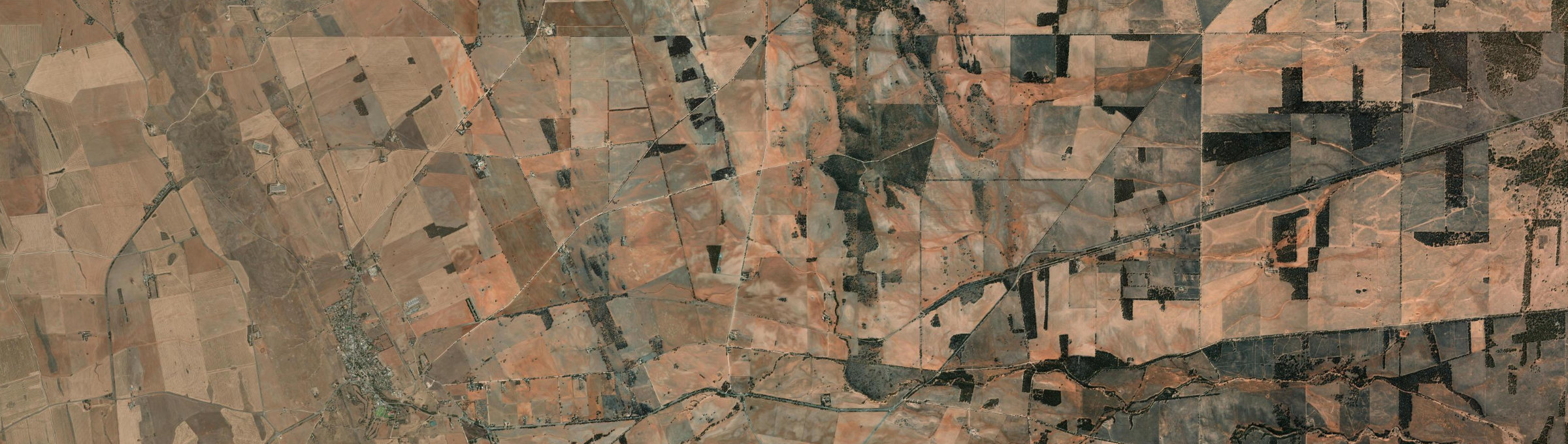 Aerial view of Peep Hill, SA