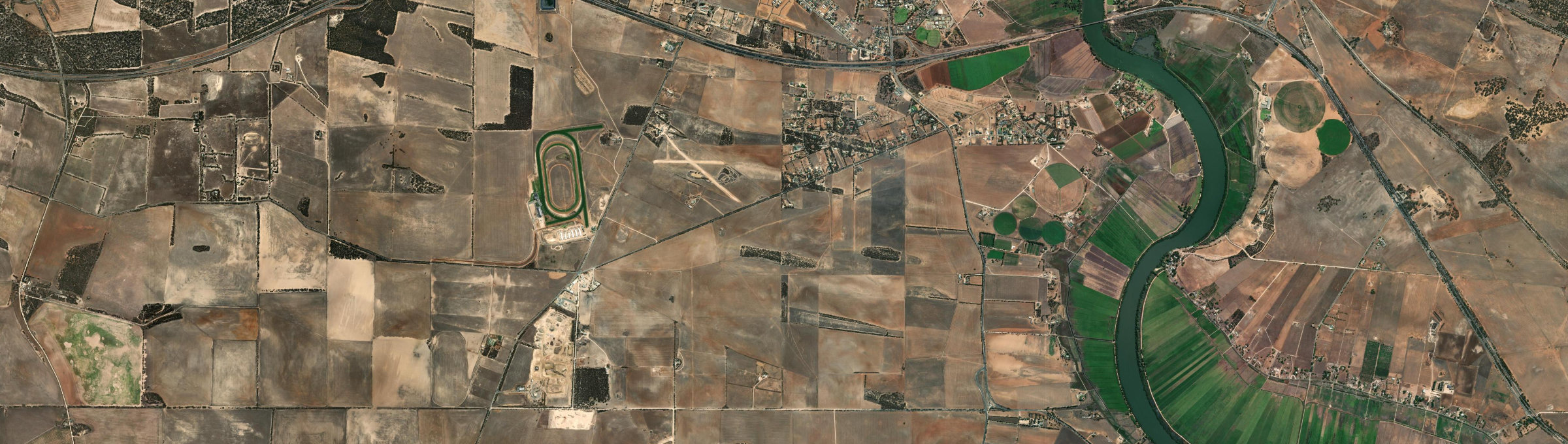 Aerial view of Murray Bridge South, SA