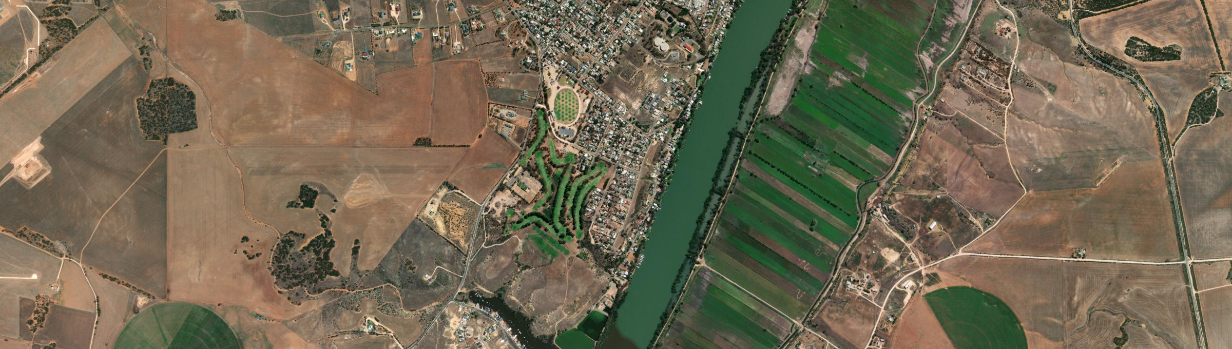 Aerial view of Port Mannum, SA