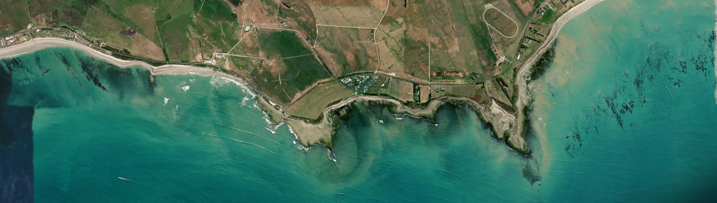 Aerial view of Racecourse Bay, SA