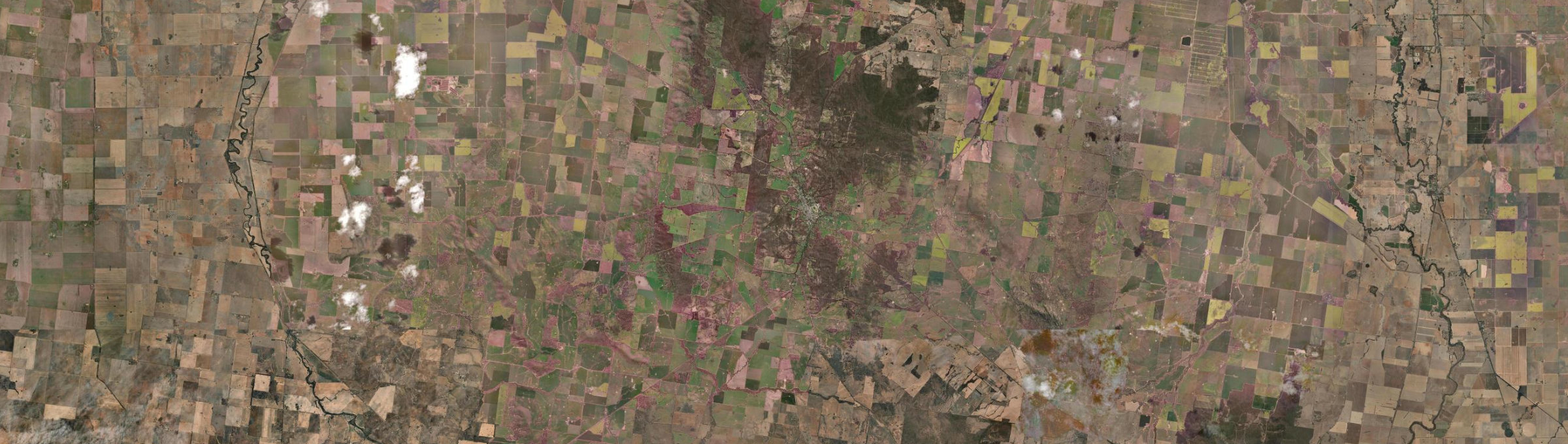 Aerial view of Wedderburn (Vic.), VIC
