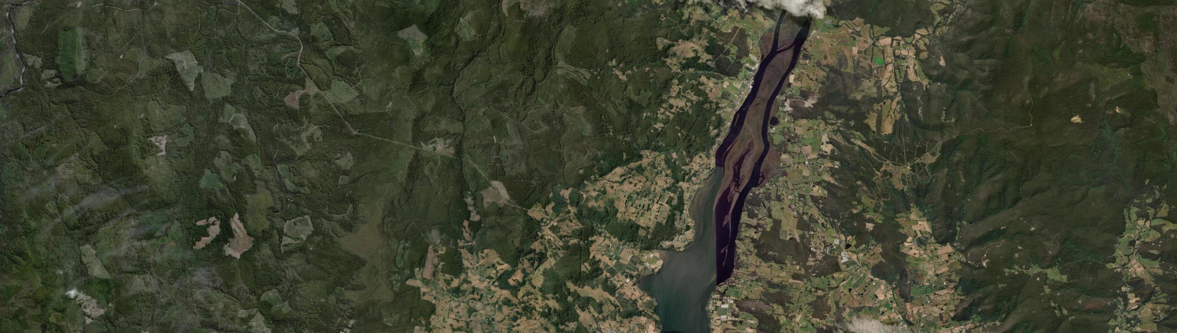 Aerial view of Castle Forbes Bay, TAS
