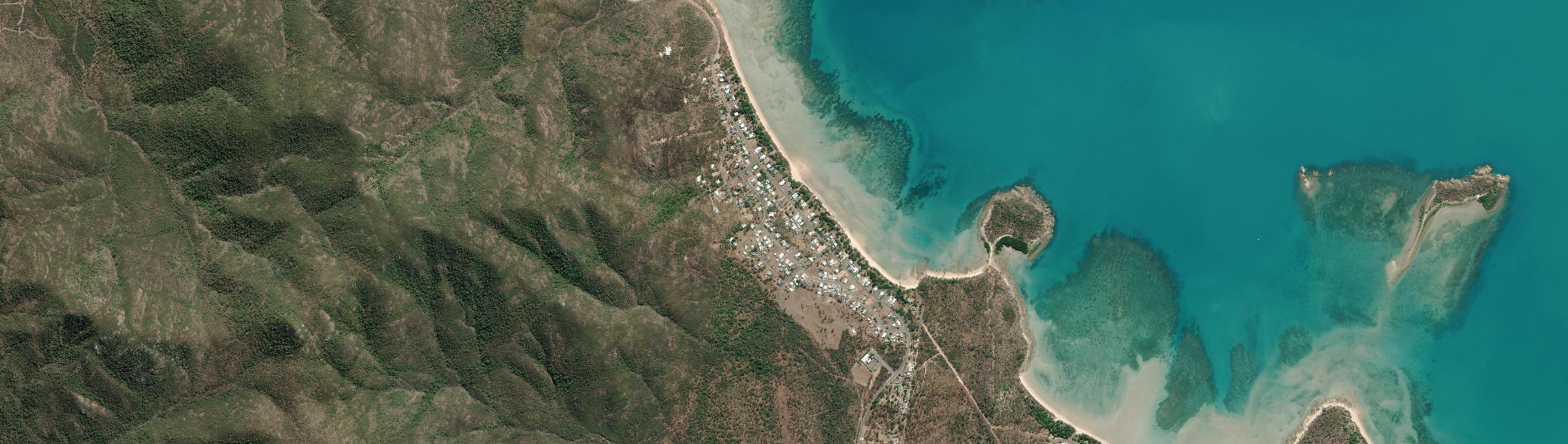 Aerial view of Hideaway Bay, QLD