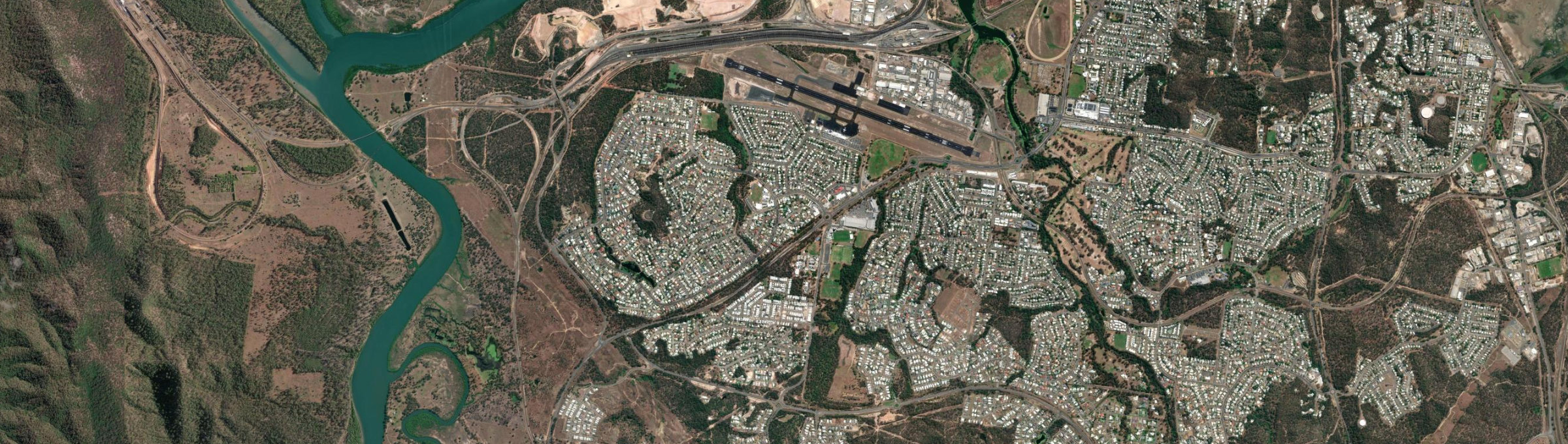 Aerial view of Clinton (Qld), QLD