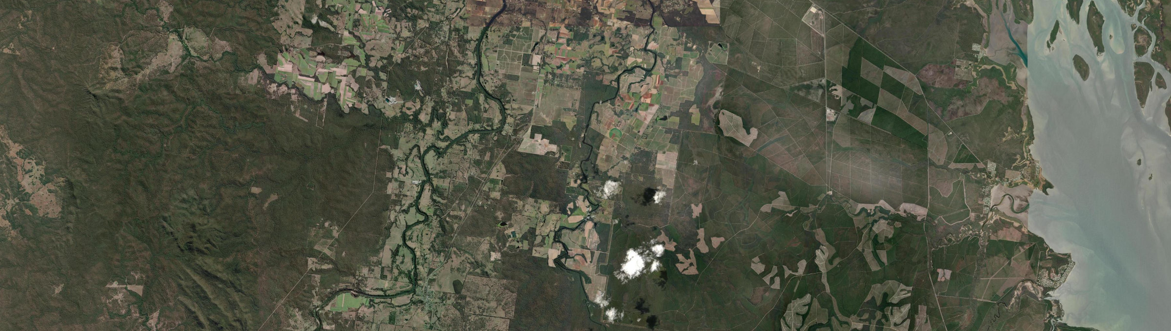 Aerial view of Teddington, QLD