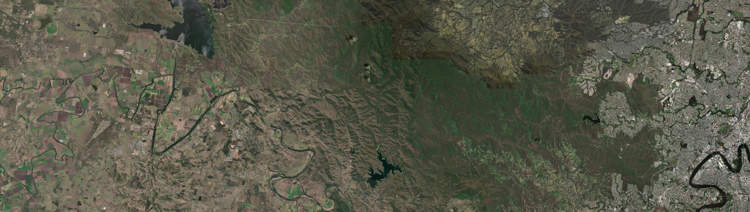 Aerial view of Lake Manchester, QLD